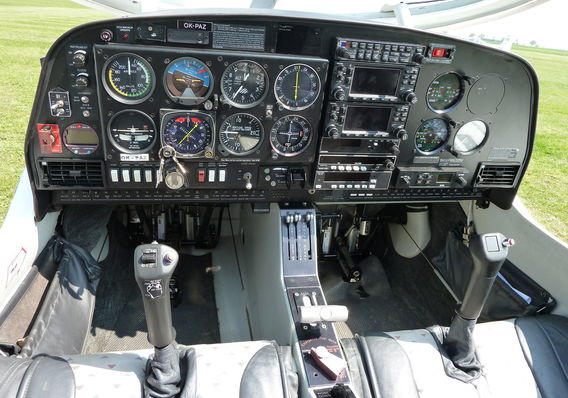 Light aircraft pilot LAPL(A)