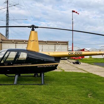  Robinson R44